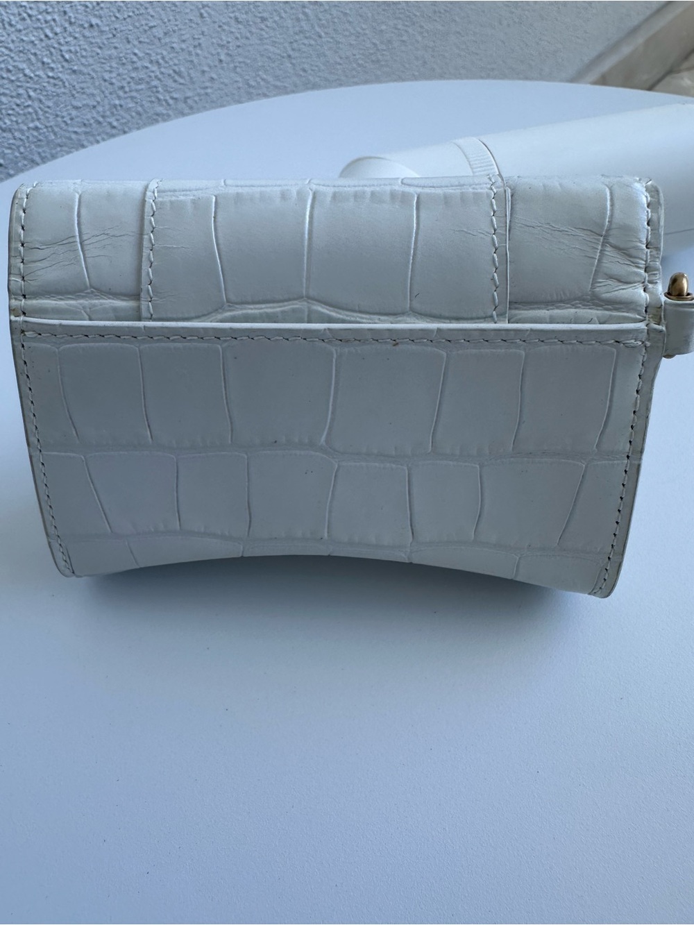 Balenciaga White Croc-Embossed Mini Wallet with Gold 'B' Charm and Keyring. - Picture 8 of 10